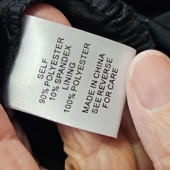 Willow women's top, 3X. Black sheer overlay tier. Floral print. Goth, f… - Picture 8 of 9